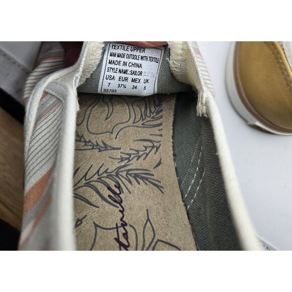 Women’s Margaritaville Sailor Multicolor Striped Slip-On Shoe Size 7 - Picture 6 of 6